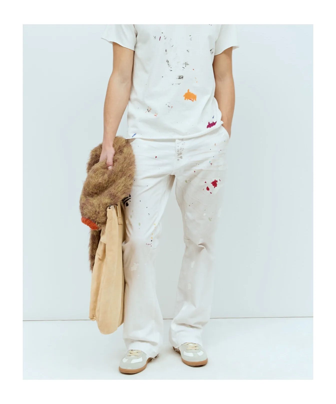 GALLERY DEPT. PAINTED CARPENTER FLARE graffiti logging pants, size 30/32/34/36, pure logging workwear style! Super heavy industry, mud dyeing and cleaning, worn out holes, all molded and customized, accessories are complete and correct! Artificial ink graffiti, tedious and heavy work